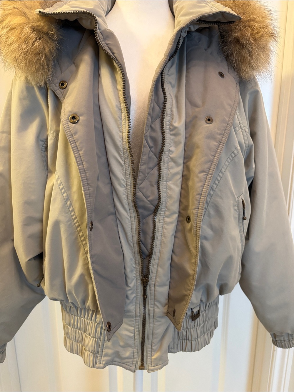 Women’s Bomber Jacket 14 Coyote Fur Hood - Picture 5 of 16
